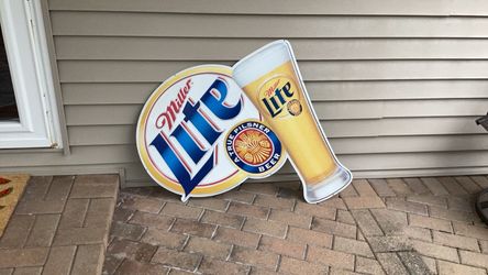 Old Miller light tin
