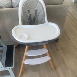HT High Chair