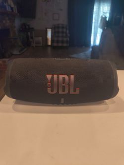 JBL charge 5  Portable Bluetooth Speaker