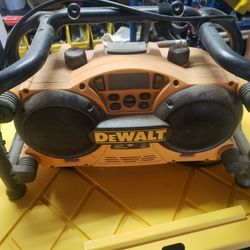 Dewalt Am/Fm Radio