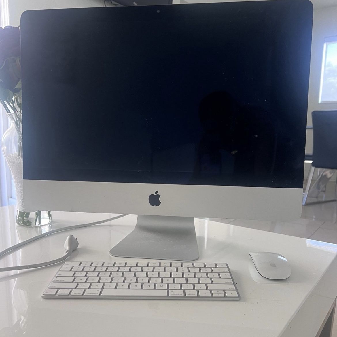 2017 iMac 21.5 4k Needs You Backlight