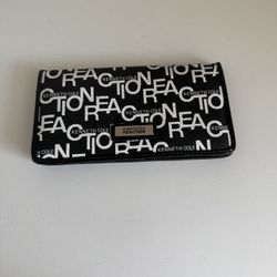 Kenneth Cole Reaction Wallet