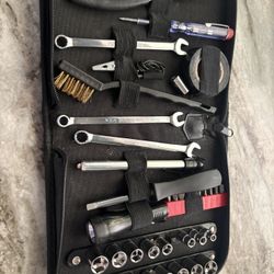 Socket And Wrench Set 