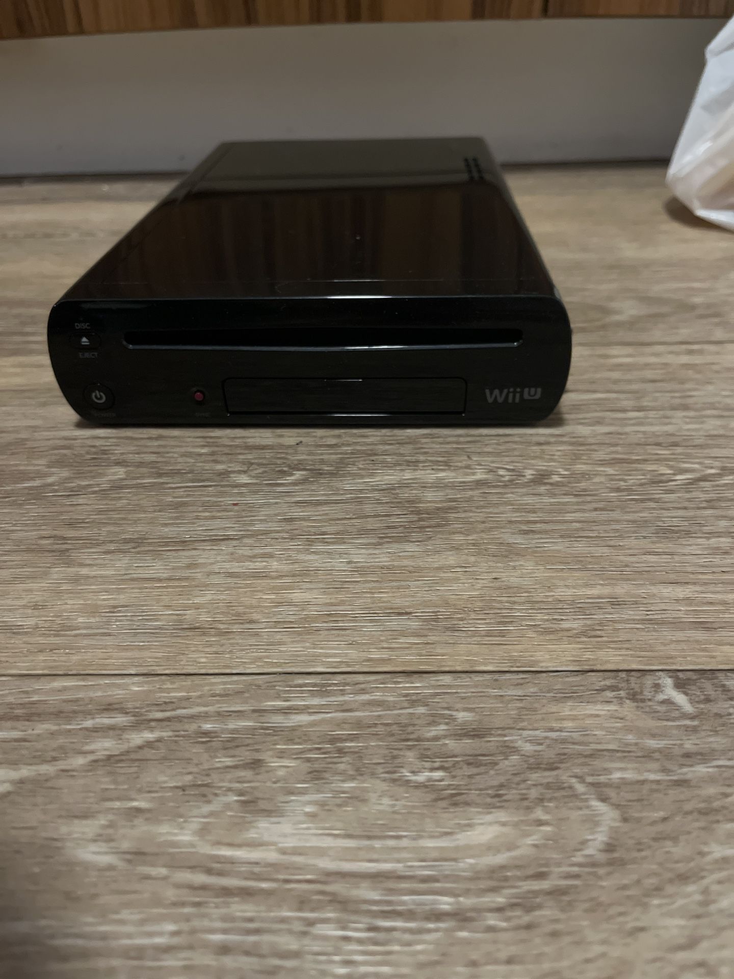 New Nintendo Wii U with Controller And All Hookups