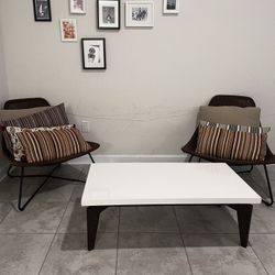 Coffee Table And Chairs 