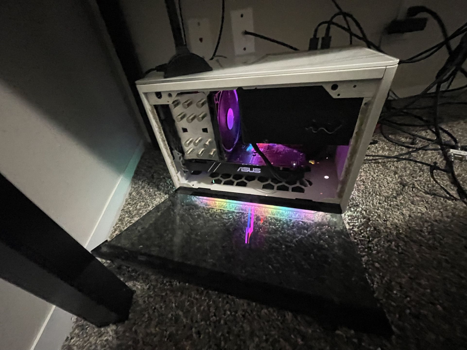 Gaming PC i7-8700k, 16 gb ddr4, 1tb nvme, GTX1080