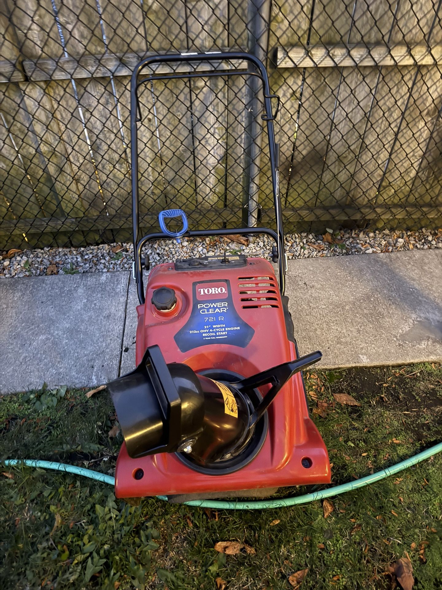 Toro 721R Snowblower