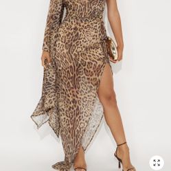 Fashion Nova Leopard Maxi Dress