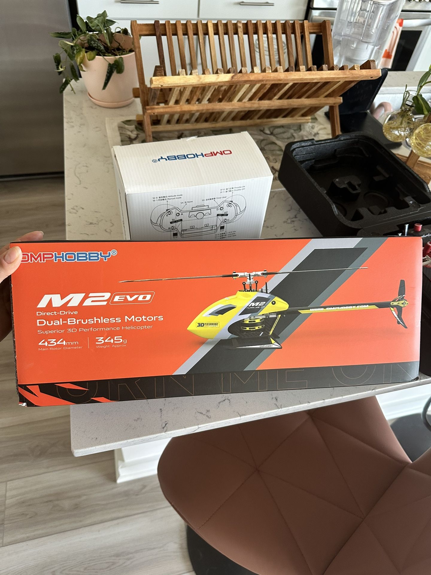 OMPHobby M2 EVO MK2 PNP Electric Helicopter (White) w/Dual Brushless Motors