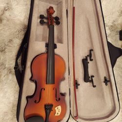 mendini violin  4/4