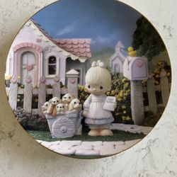 Precious Moments Classics Plate Collection 