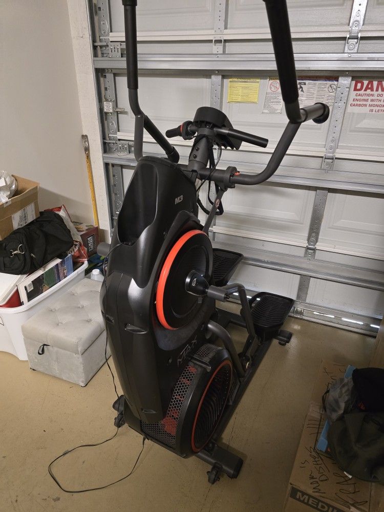 BowFlex Max Trainer M3 – Like New!
