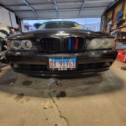 2003 BMW 525i