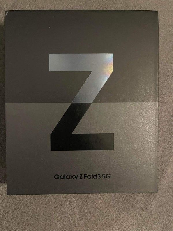 Samsung Galaxy Z Fold3 5G 256 GB in black