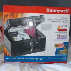 Honeywell Safe / Chest Fire Chest Storing