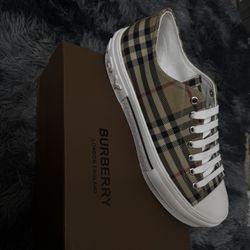 Burberry Designer Shoe