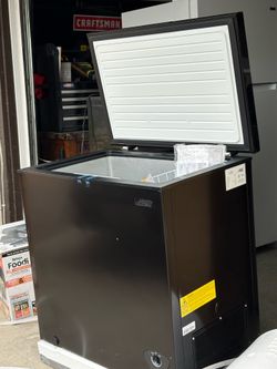 Chest freezer