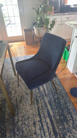 Faux suede blue/brass chair