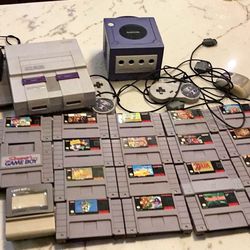 Lot of Nintendo SNES/ GameCube