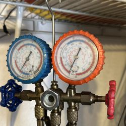 Refrigeration gauges
