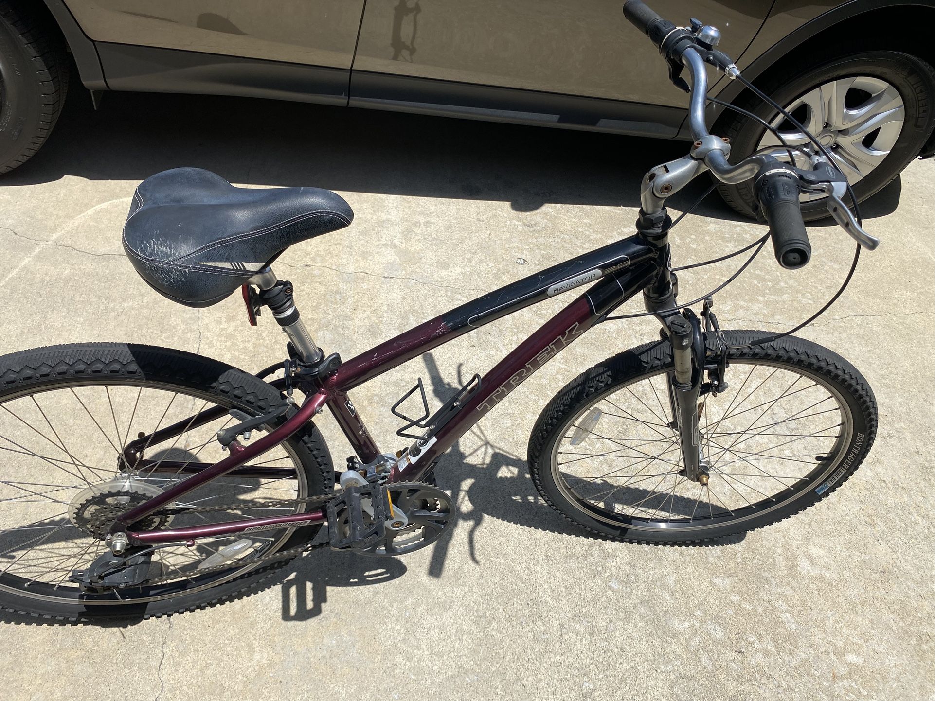 Trek Navigator 2.0 Woman Bike