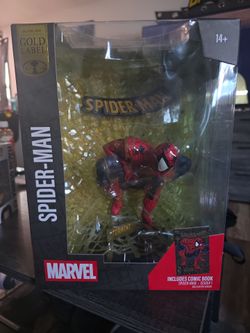 MARVEL Spider-man with Comic book