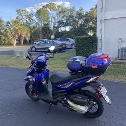 2024 4 Stroke EFI gas Moped 