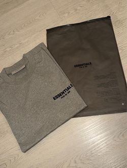 Essentials  xs shirts dark oat