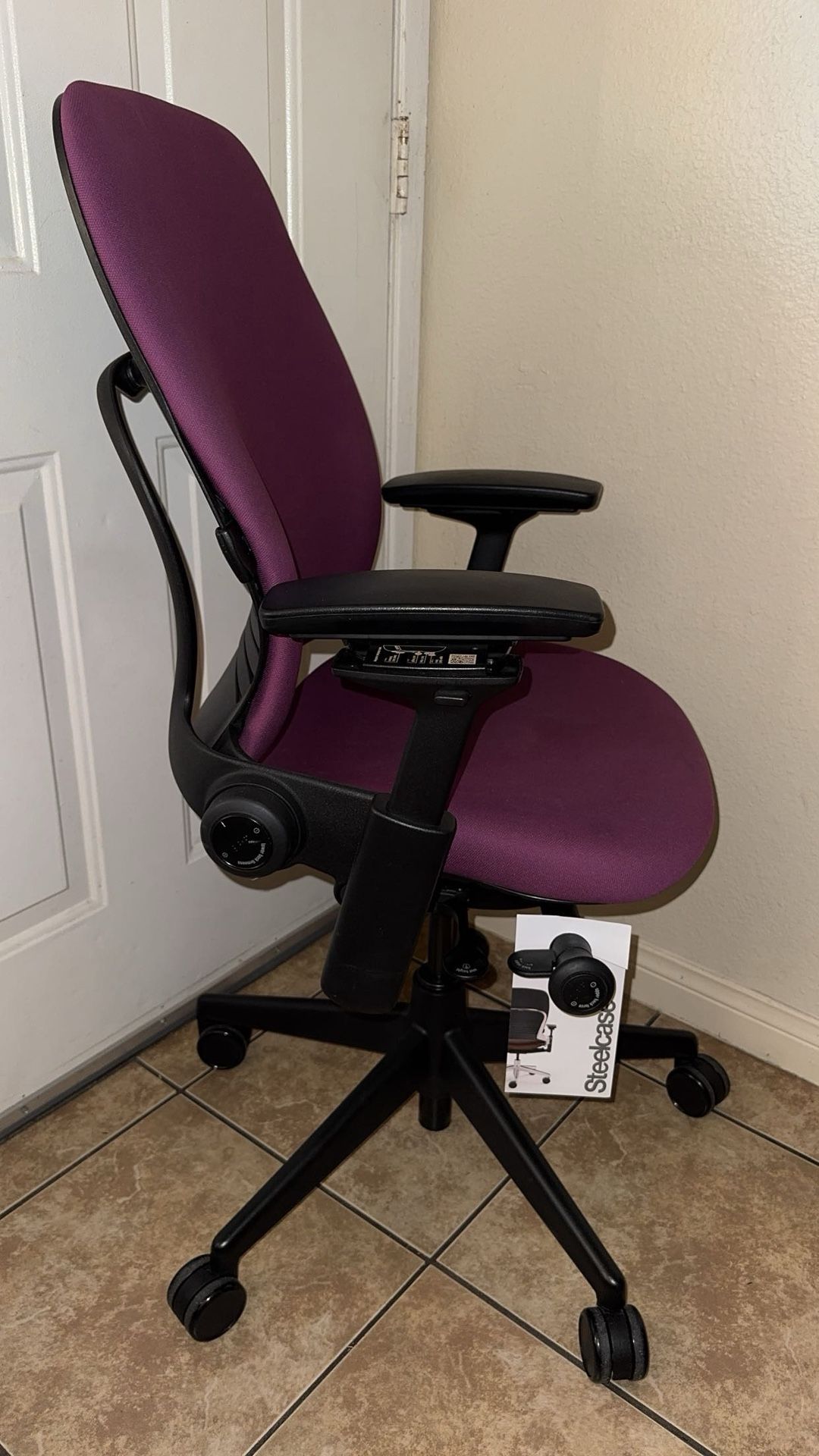 Steelcase Leap V2