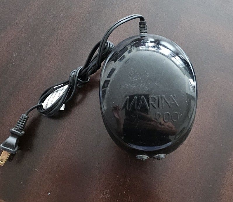 💨 Marina 200 Air Pump – Perfect for Tanks up to 40 Gallons! 💨