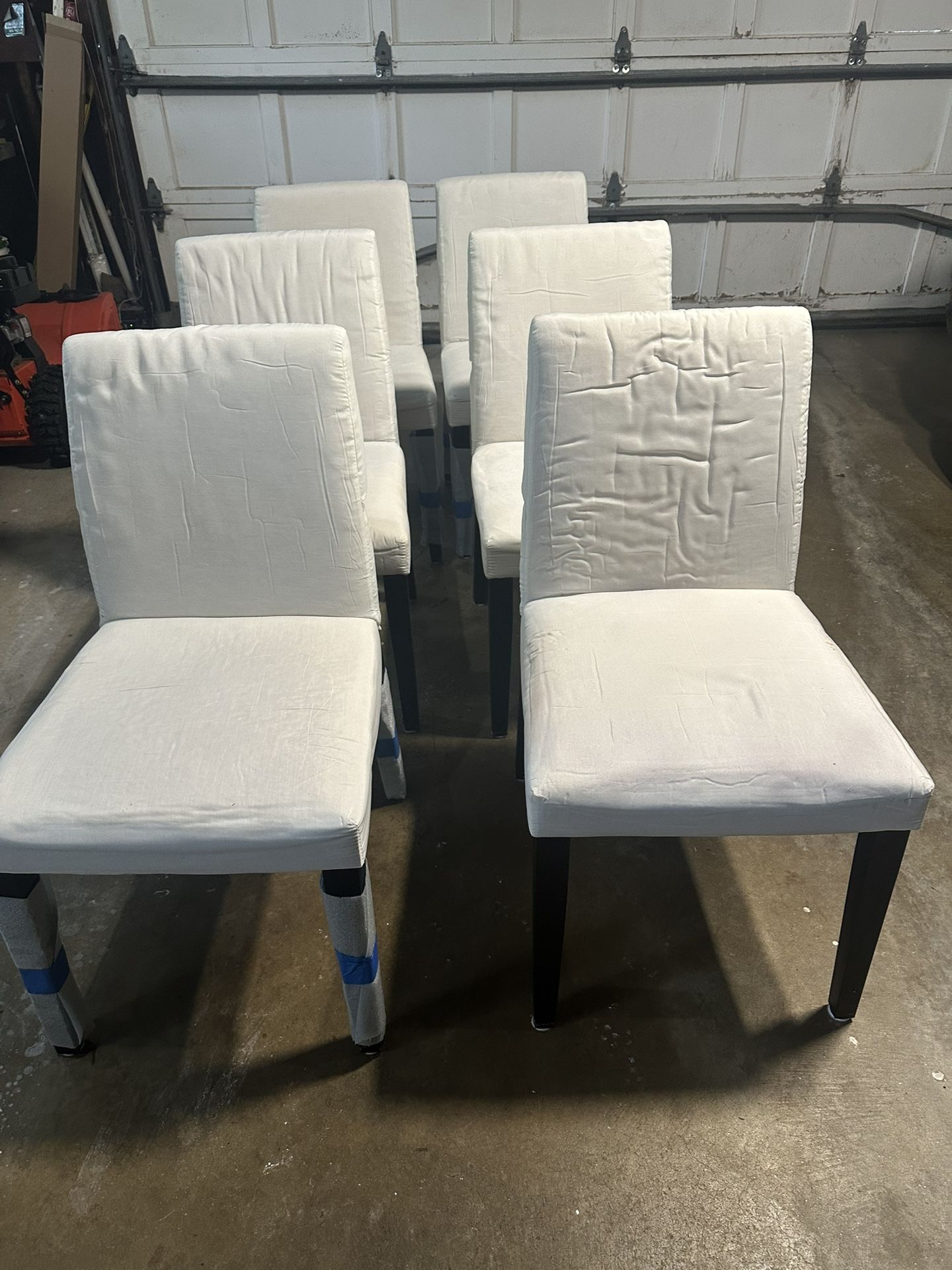 6 Dining chairs (BO Concept)