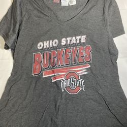 Womens Ohio State Buckeyes Vintage Distress 90's V-Neck T-Shirt 2XL