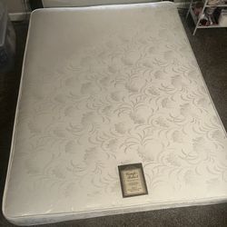 New Queen Size Mattress, Confo-Pedic I Prescription W/bed Frame