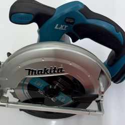 Makita 18V LXT Lithium-Ion Cordless 6-1/2 in. Lightweight Circular Saw and General Purpose Blade (Tool-Only)XSS02