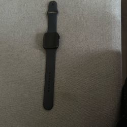 Apple Watch 44M 