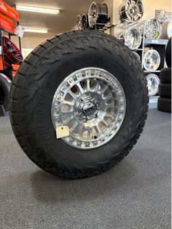 KMC KM552 17x8.5 6x5.5 25mm FINANCE AVAILABLE $0 DOWN PAYMENT WITH CREDIT APPROVAL