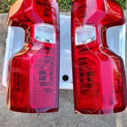 2023 Chevrolet Silverado Tail Lights