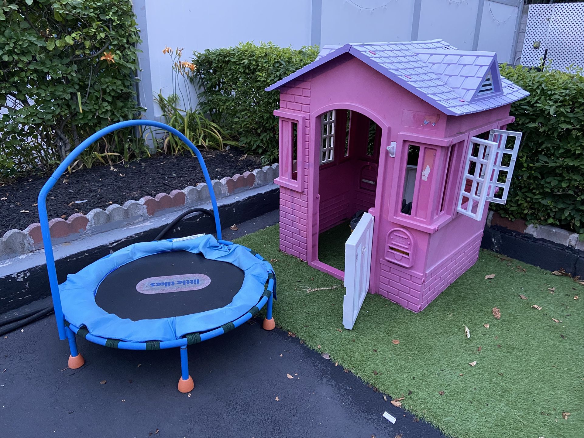 Pink Playhouse + Trampoline