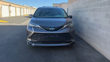 Toyota Sienna XLE 2021