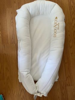 White DockATot Deluxe