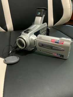 Sony handycam 120x mega pixels video camera