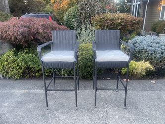 OUTDOOR BLACK BAR STOOL SET OF 2 BRAND NEW JUST BUILT!!!
