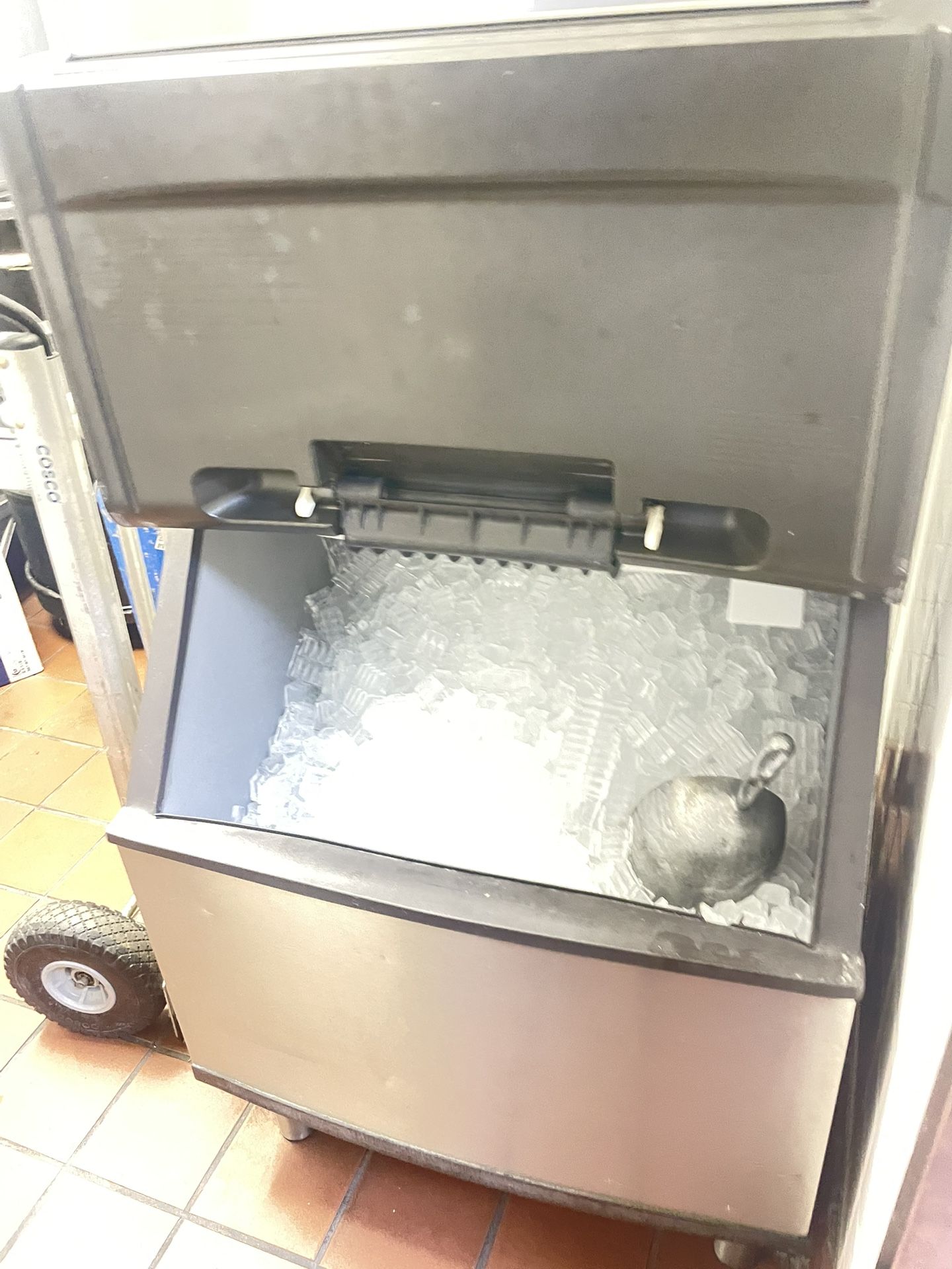 Ice  Machine