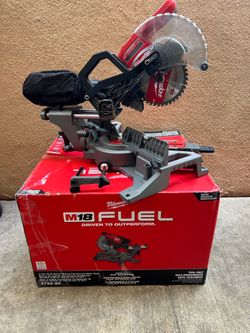 M18 FUEL 18V Lithium-lon Brushless Cordless 7-1/4 in. Dual Bevel Sliding Compound Miter Saw (Tool-Only)