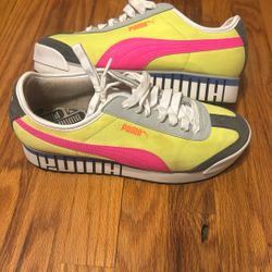 puma women’s size 10.5 