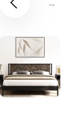 King size chevron wood bed