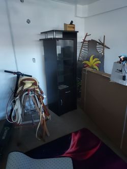 Tv Or Book Shelf Very Good Condition 