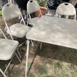 Gorgeous Cosco Folding Set 