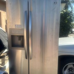 LG Refrigerator Side-by Side