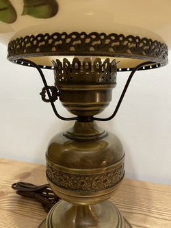 Vintage Floral Table Lamp